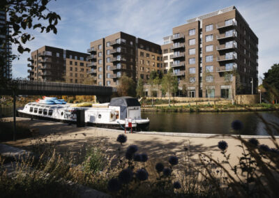 GREENFORD BLOCK 4 (lyons Dock)